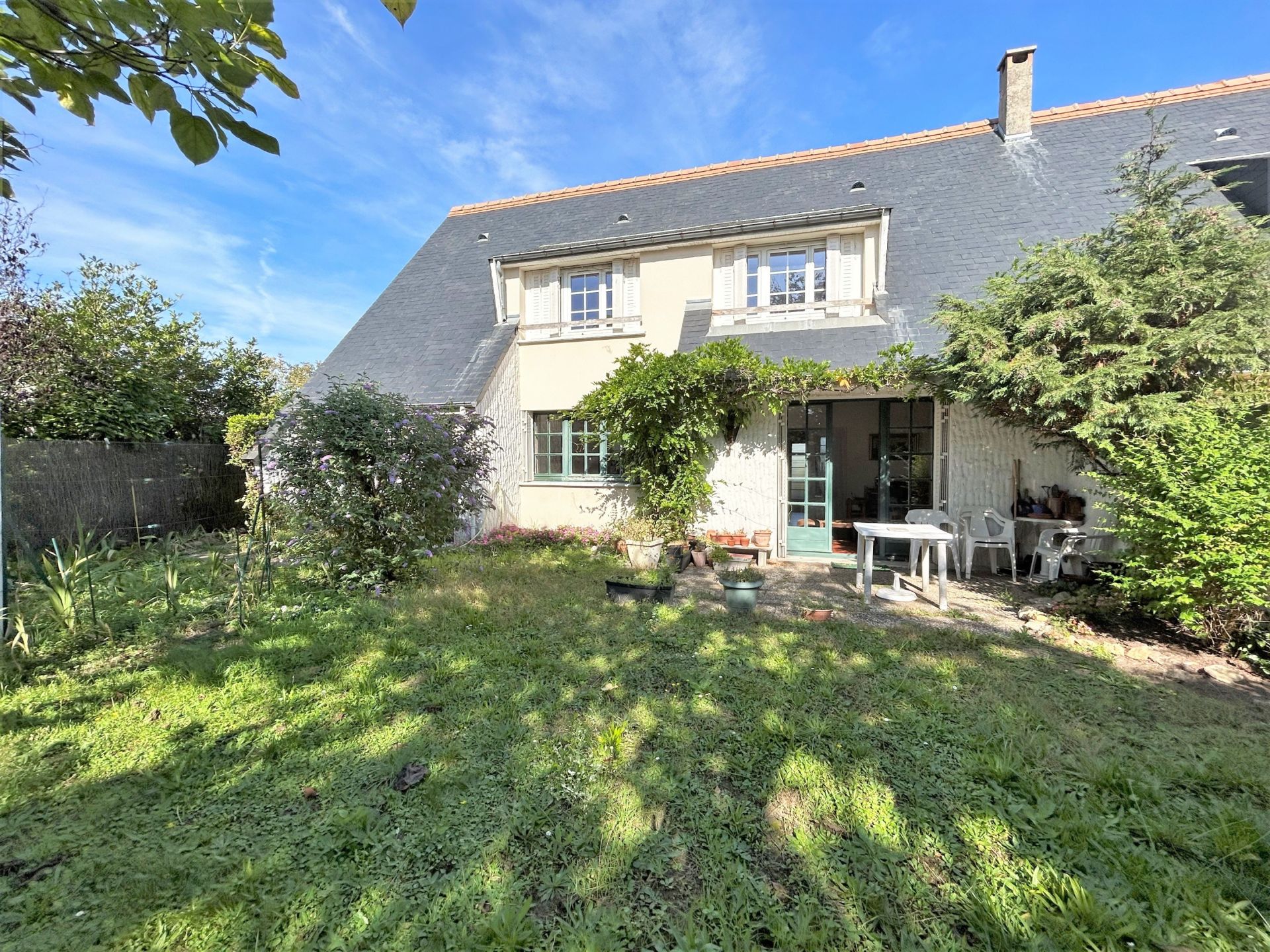 Vente Maison 6 Pièces 115 m² Chatou