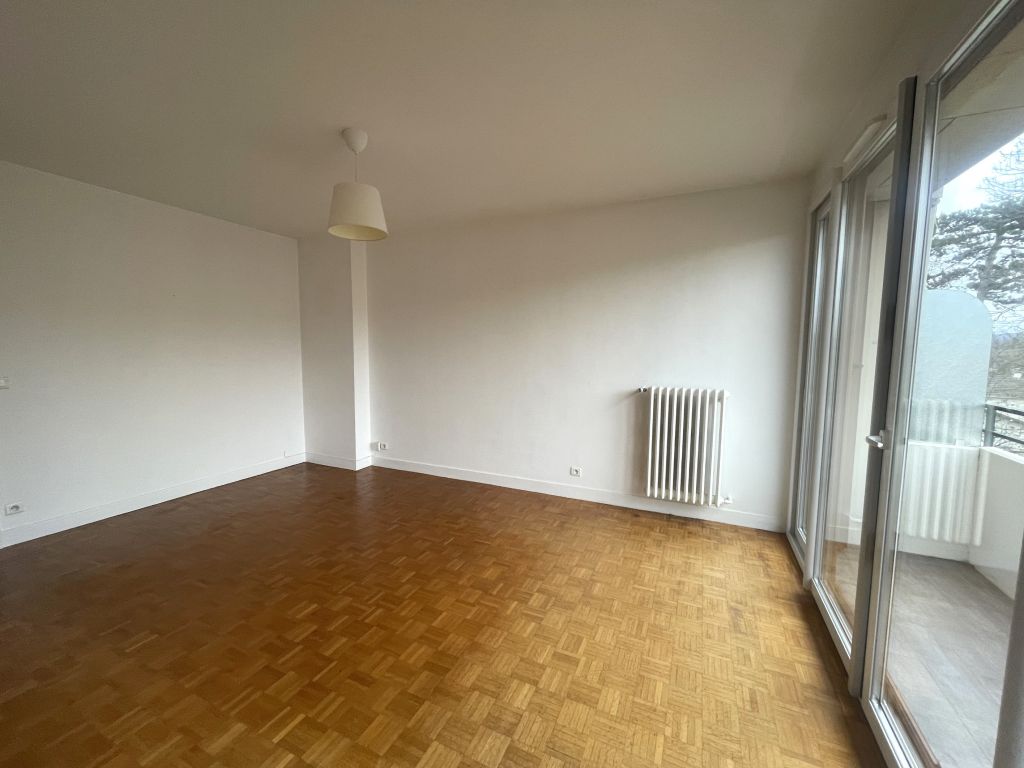 Location Appartement 3 Pièces 61 m² Le Vésinet