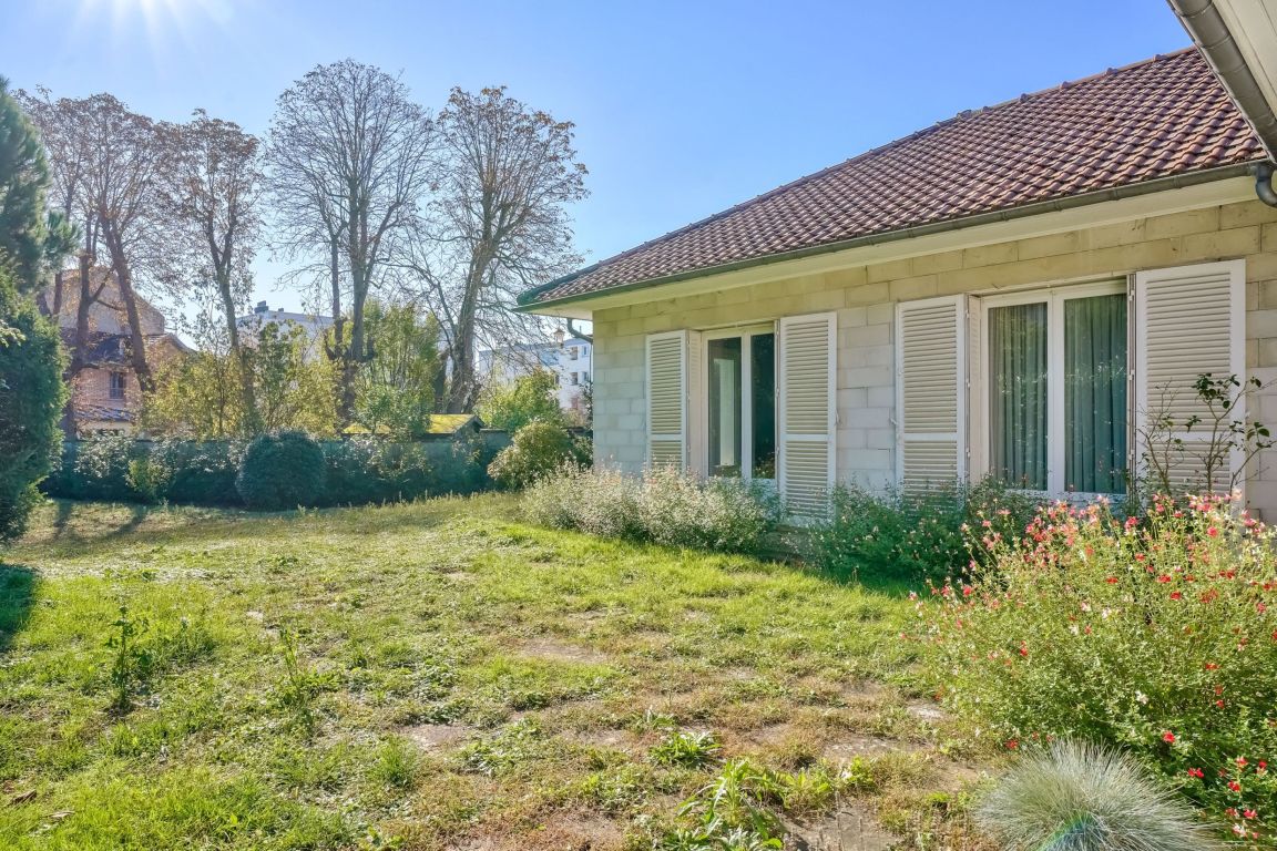maison 6 Pièces en vente sur LE VESINET (78110) - Plus de details