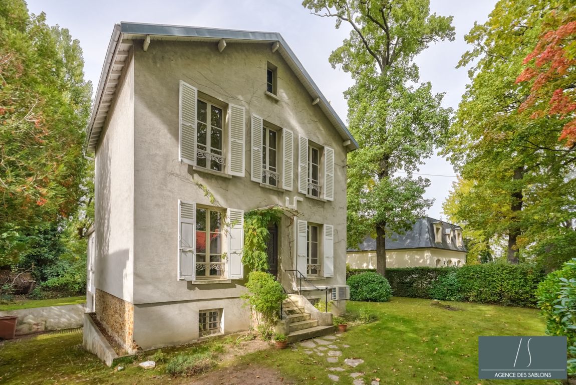maison 7 Pièces en vente sur LE VESINET (78110) - Plus de details